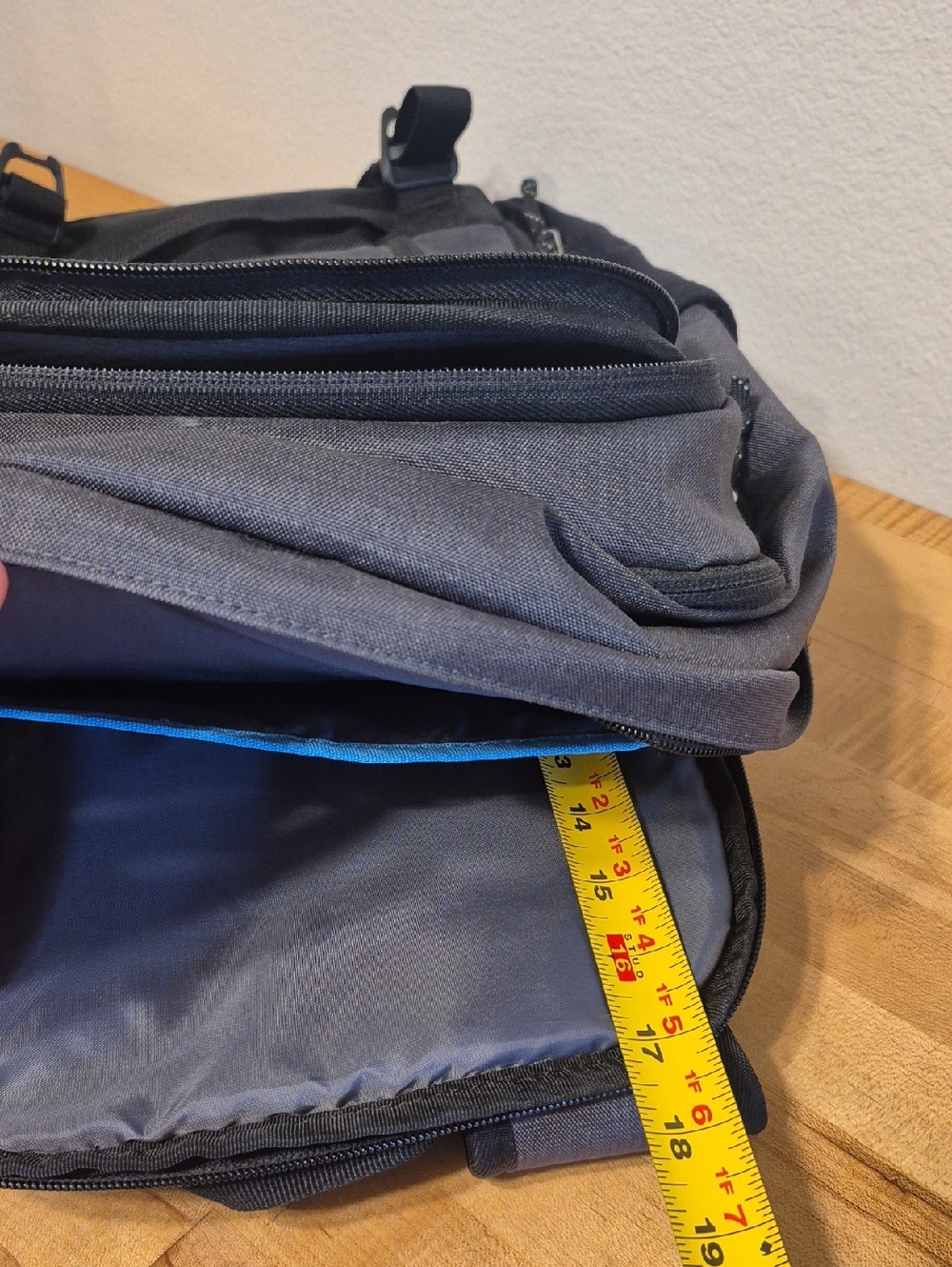 Thule Stravan Sweden Gray Backpack 16" Laptop - Picture 15 of 15